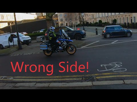 9 Points in 10 Seconds - Two Motorcyclists - LA19CSF and FE66ADZ