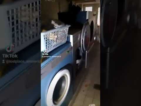 verlassenes Hotel (Waschraum) #lostplace #lostplace_emmerich #nrw #verlasseneorte