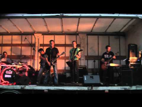 Unreal Desire - Nothing Else Matters Cover (Live)