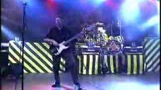 Stryper - Live in Puerto Rico 2004 - 2 Makes Me Wanna Sing