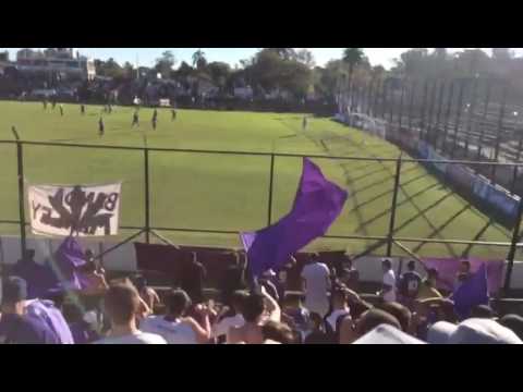 "Defensor hinchada vs Wanderers en el viera" Barra: La Banda Marley • Club: Defensor