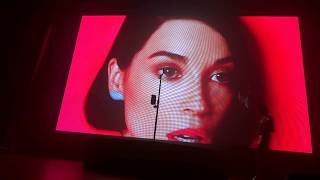 St Vincent - Hang On Me - Pills - Paris 2017