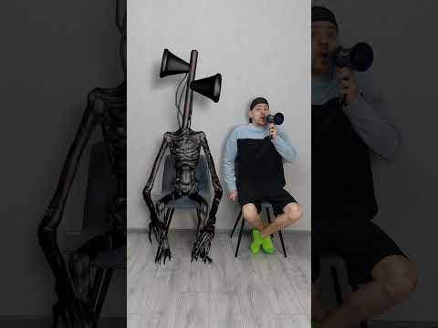 Siren Head is in SHOCK! 📢😬