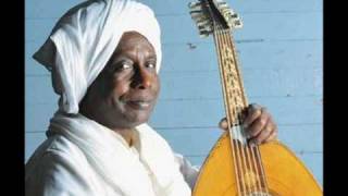 Hamza el din  -  Ud (childhood)