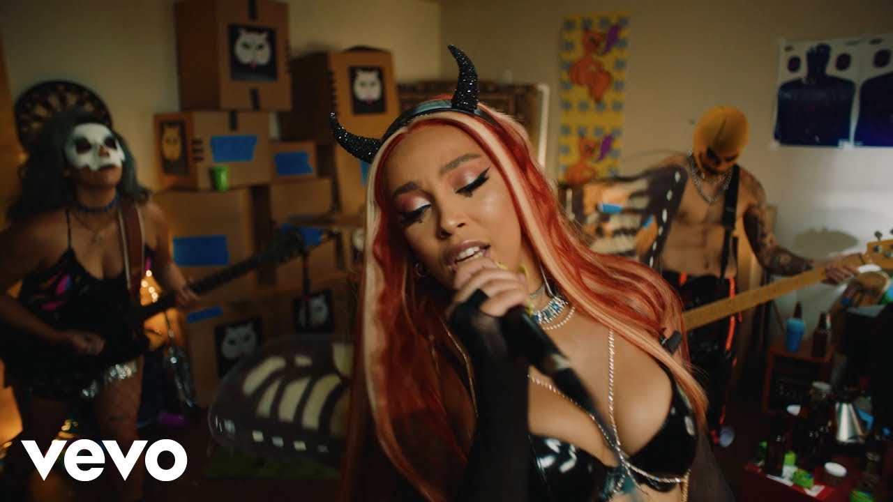 Doja Cat – “Bottom Bitch”