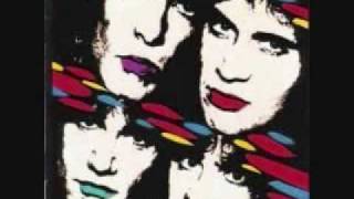 Kiss Uh All Night (Lyrics)