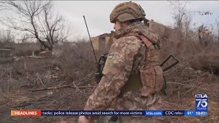 Ukrainian soldiers discuss fight against Russia