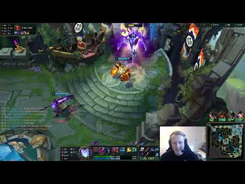 Zven Varus vs Aphelios Challenger Bot Lane Gameplay