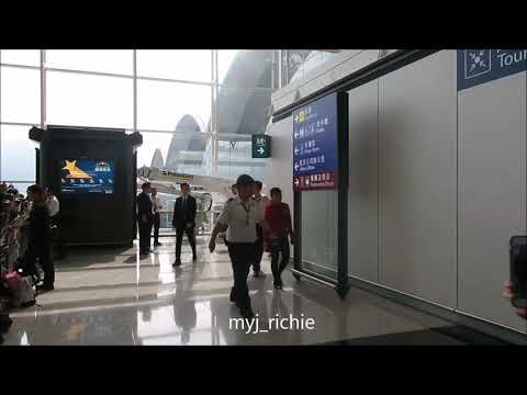 171202 Dynamic Duo Departure At Hong Kong Airport