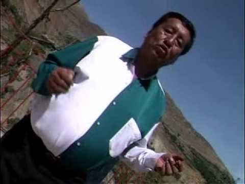 alcantara pacheco naranjita huando,yo pensaba ser tu dueño,llorando cogi la pluma.avi