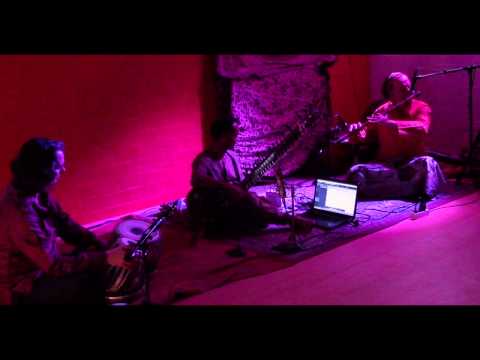 raga Jhinjhotti - Alap & Jor  Siddharth Kishna / Kees van Boxtel / Heiko Dijker