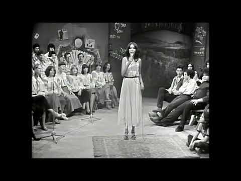 Rav Ha'or Ve'hatchelet (Light And Blue Sky) - Ofra Haza