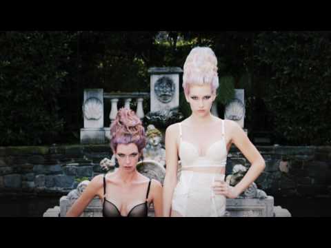 LIVIARA - In the Garden