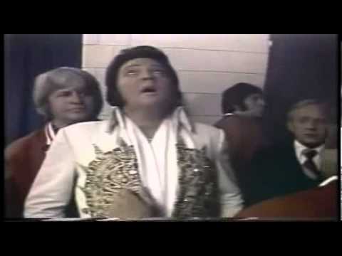 Intro Elvis
