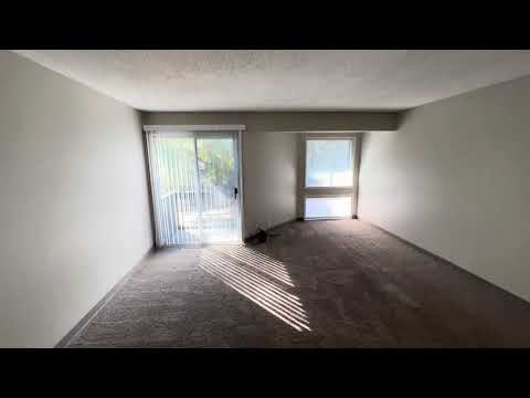 Spacious 2 Bedroom in Downtown Omaha property video