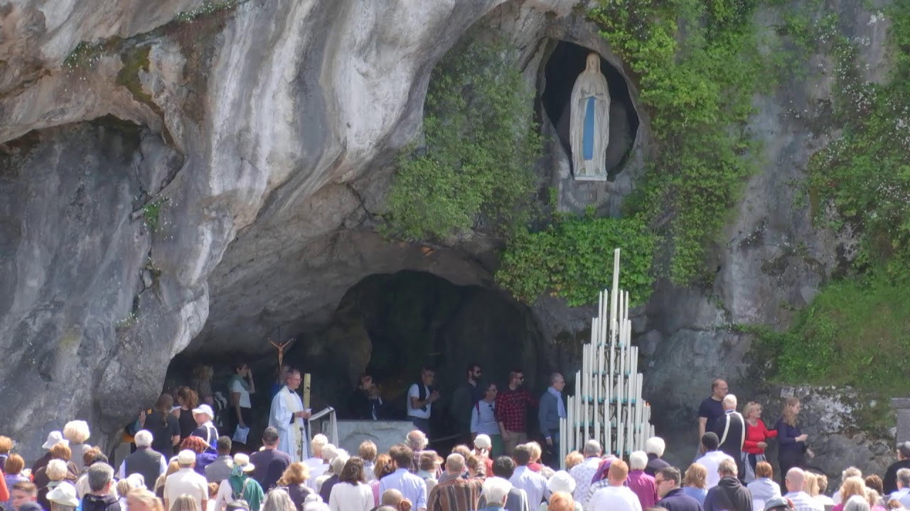 Le Chapelet depuis la Grotte de Lourdes - 25/05/2025
