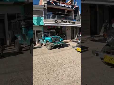 CARROS LLAMADOS CHIVA Y WILLIS, Trujillo valle del cauca