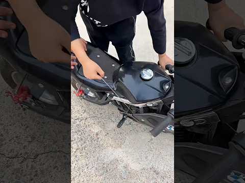Hiç Paraları Yoktu Ama Amca Yine de Çocuklara Yardım Etti! 🥺⛽🏍️ #shorts