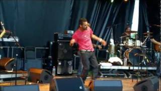 Pierpoljak & Le Homegrown Band - Je descends le bar @ Taverny - 21/06/2011