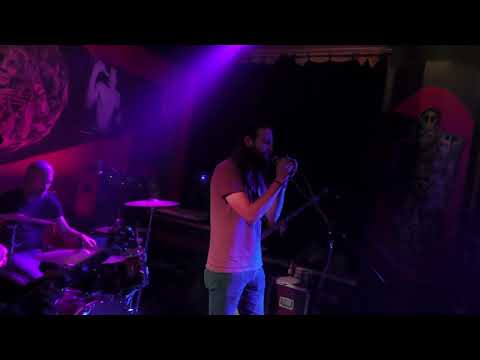 Barflyz   Behind old ruins live im Marock 2022