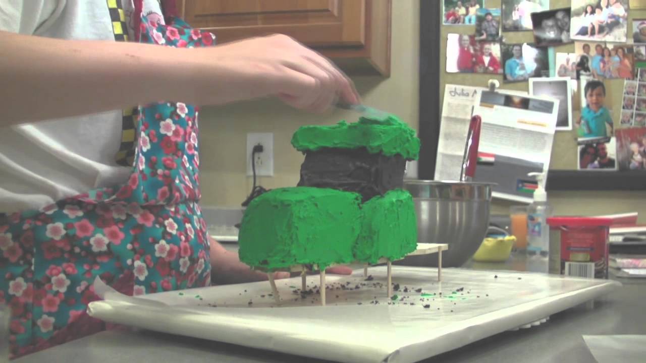Tractor Cake