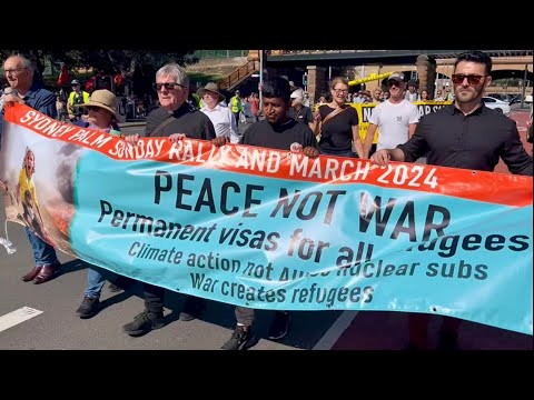 Wars create more refugees, warn Palm Sunday marchers