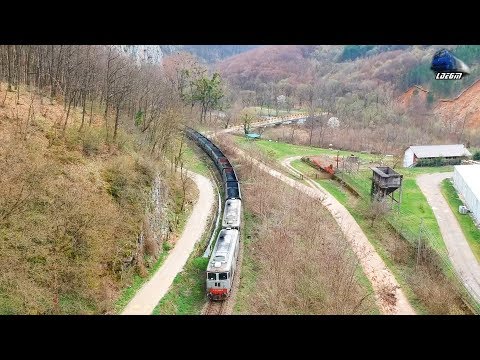[Drone] LDE2100 60-1317-6&60-1158-4&Marfar CFR MARFA Freight Train in Vadu Crisului - 07 April 2018