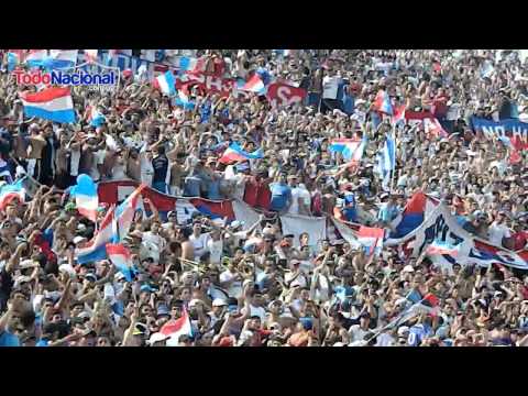 "LBDP explotá - clásico ap 2011 - pasan la vida y los años" Barra: La Banda del Parque &bull; Club: Nacional