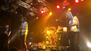 Jebediah live @ HQ - La di da da