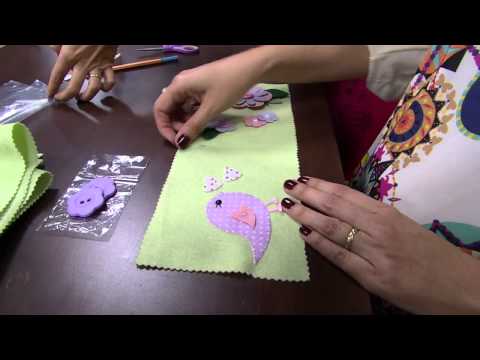 Mulher.com - 12/08/2015 - Sapateira baby em ‪feltro‬ - Priscila Cunha PT2