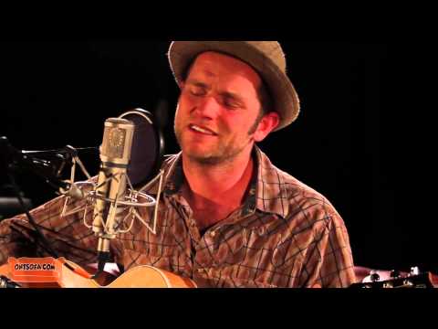 David Ford - Every Time (Original) [EXPLICIT LYRICS] - Ont' Sofa Gibson Sessions