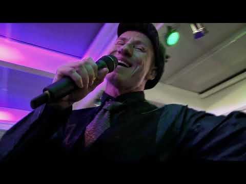 Erkki Otsman - Sa oled mu maneež (Mon manège à moi; Tu me fais tourner la tête)