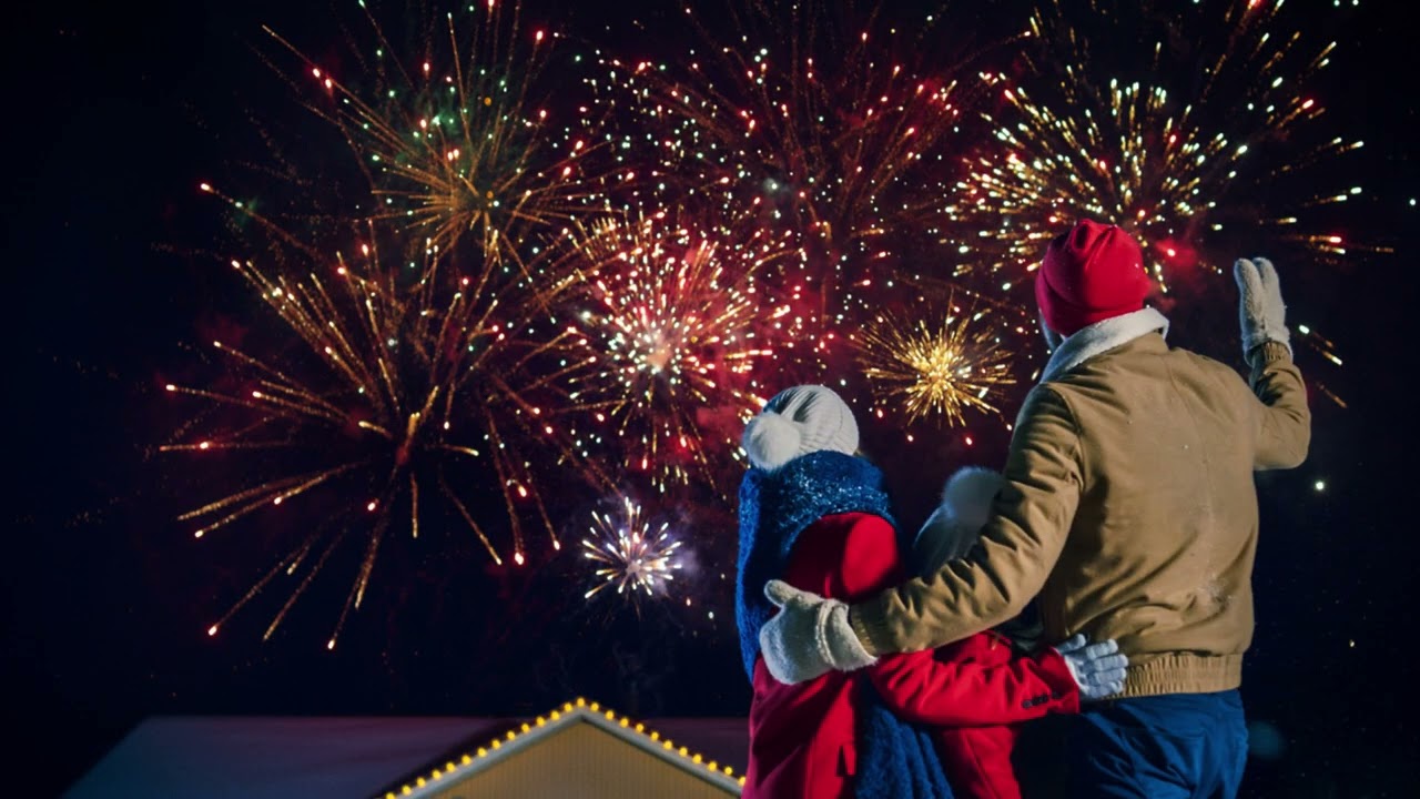 Мы зажжем с тобою праздничные свечи