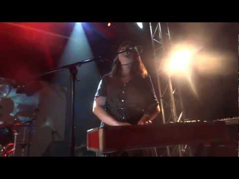 Memoryhouse - Sleep Patterns - Live @ La Flèche d'Or - 05-04-2012