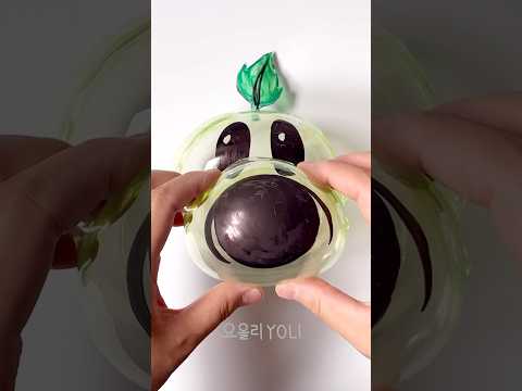 DIY Plants vs. Zombies "Peashooter 🟢🫘" Nano Tape Bubbles! #shorts