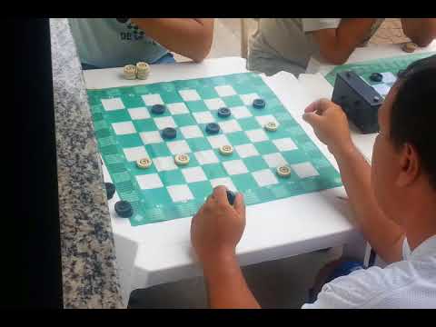 Jogo de Damas - Professor Rogerinho