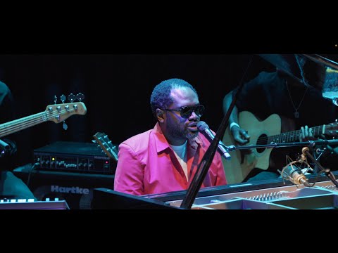 Cobhams Asuquo - Amaka 2.0 (Live Performance at Songs and Stories with Cobhams Asuquo 2025)