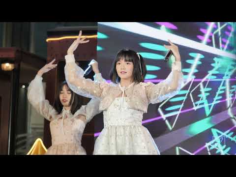 211212 PEACH YOU Amko - I Peach U @ Sora! Sora! Debut Stage Reach for the Sky [Fancam 4K 60p]