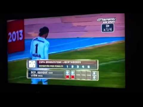 Leon vs iquique se adelanta el portero en el penal
