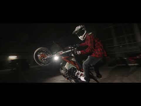 Santa's Garage - Arttu Stenberg - MUST SEE!