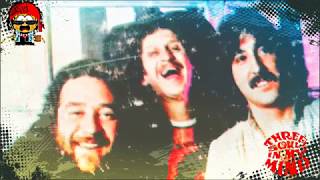 Alex Lora - Three Souls In My Mind original: La vida es un camote