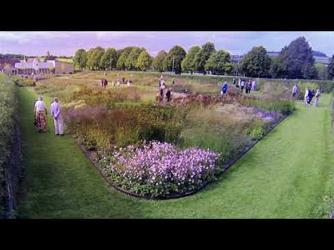 Five Seasons: The Gardens of Piet Oudolf - Hummelo fall time-lapse