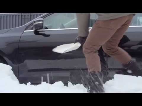 Миниатюра изображения товара Лопата для уборки снега Fiskars 1019347