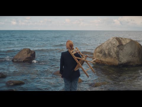 Karl die Grosse - Zielloses Blatt im Wind (Official Musicvideo)