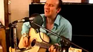 Rode NT3 Microphone: Colin Hay playing Land Down Under