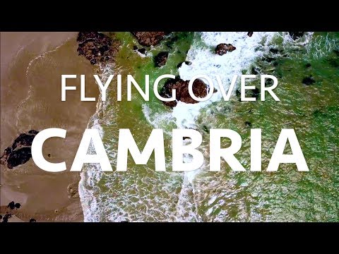 Tembakan udara dari Cambria dan sekitarnya