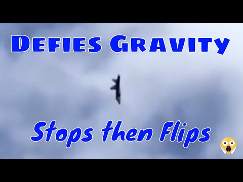 F-22 Raptor does a back flip, Mongo Flip, using thrust vectoring | compete 360 #raptor #usaf  #usa