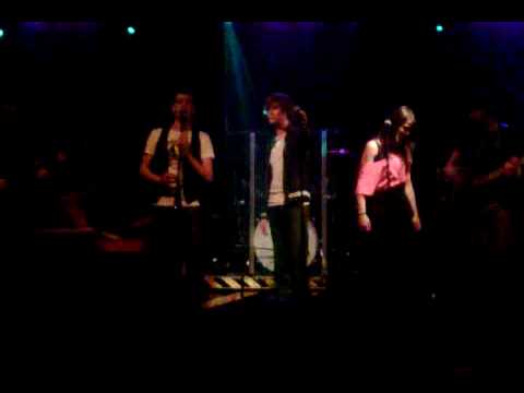 Future Presidents ft. Sandy Dane - Love Can't Pay The Bill's Live @SDF