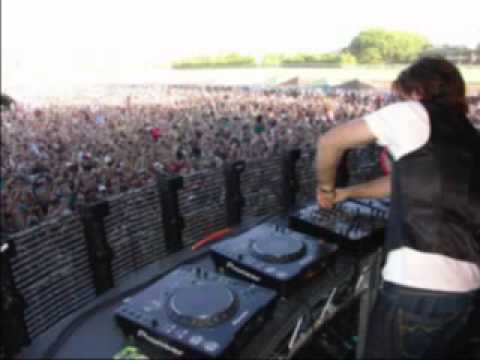 Paul Oakenfold - Under Sun - Capoeira (Airbase presents Scarab Remix) - Norfolk, VA - 10-11-2006