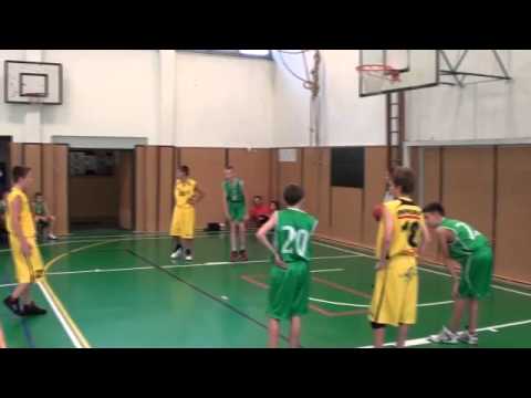 Ostrava Cup 2013 Finále (8.9.2013)  BK Snakes U12 - BK Snakes U13 36:35